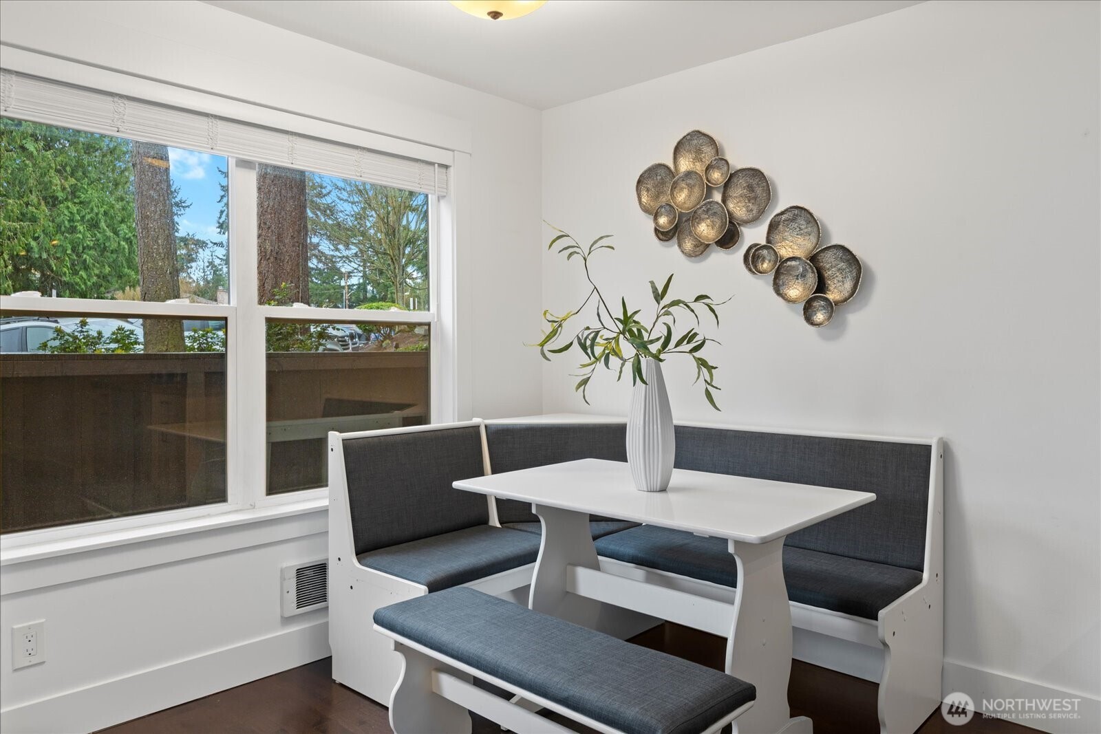 22910 90th Avenue W #D206, Edmonds, WA 98026