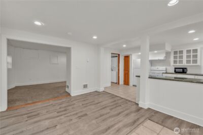 172 16th Avenue , Seattle, WA 98122 - Photo 20