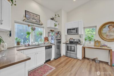 172 16th Avenue , Seattle, WA 98122 - Photo 25