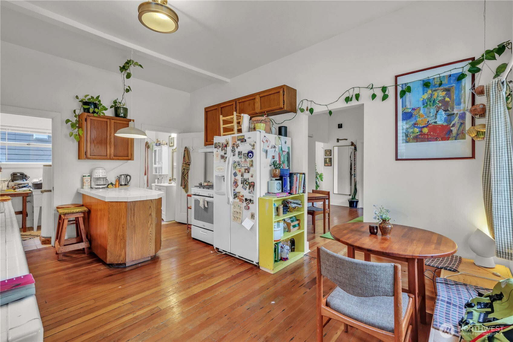 172 16th Avenue , Seattle, WA 98122