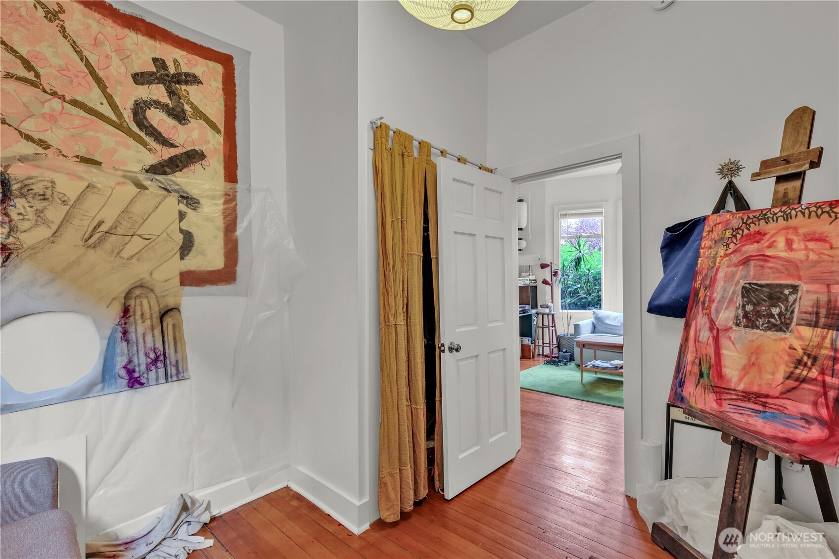 172 16th Avenue , Seattle, WA 98122
