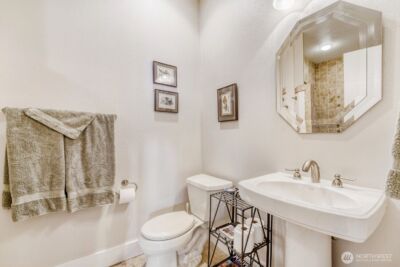 5711 Upland Terrace NE, Tacoma, WA 98422 - Photo 20