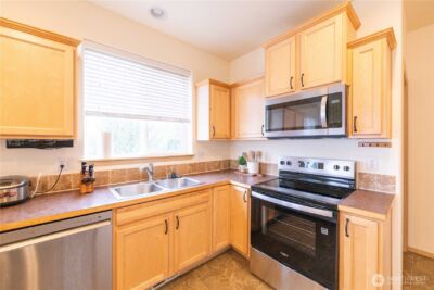 7603 88th Place NE, Marysville, WA 98270 - Photo 11