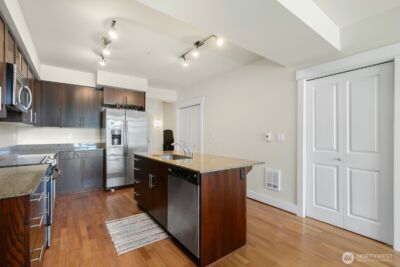 699 John Street #516, Seattle, WA 98109 - Photo 6