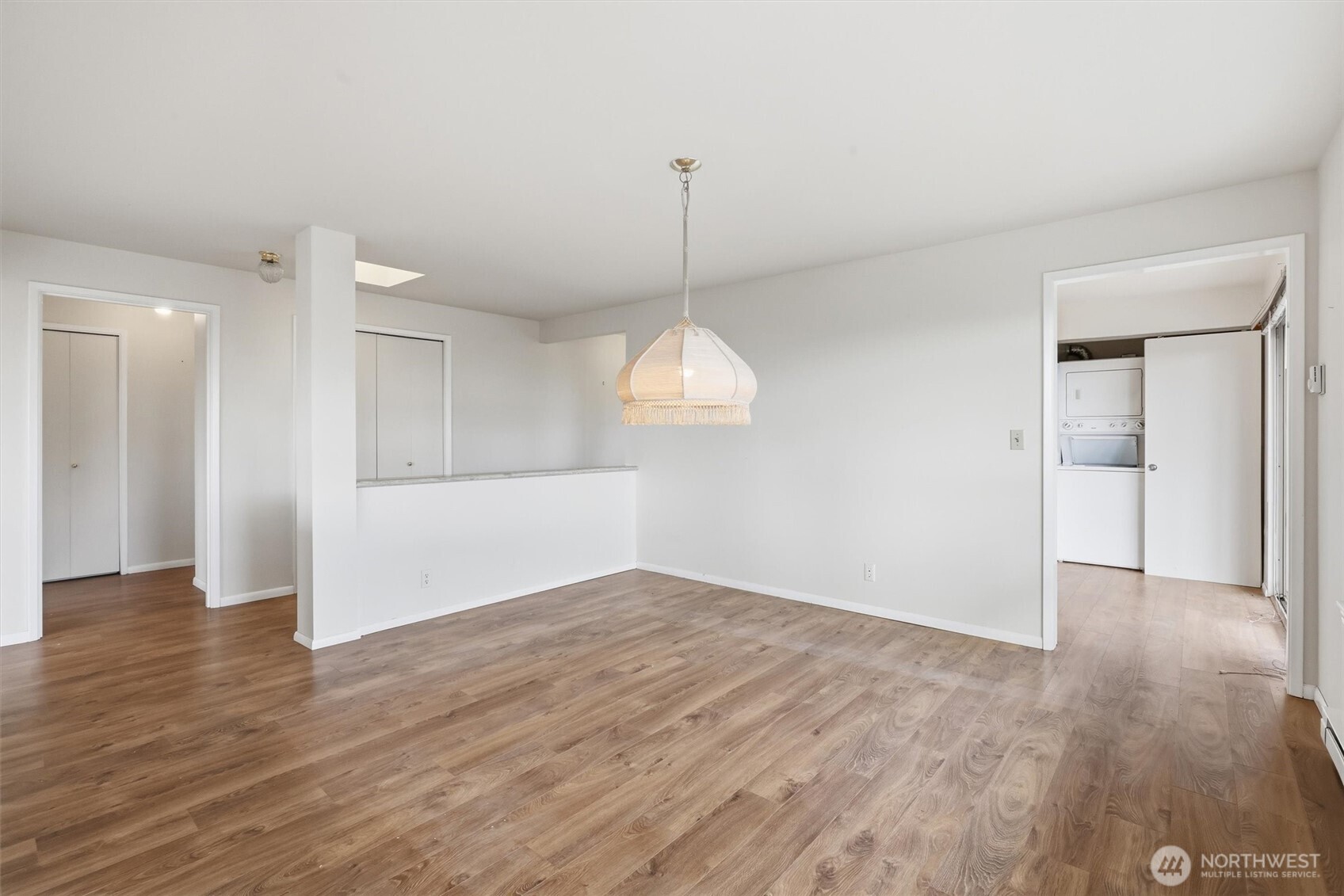 1318 W Barrett Street , Seattle, WA 98119