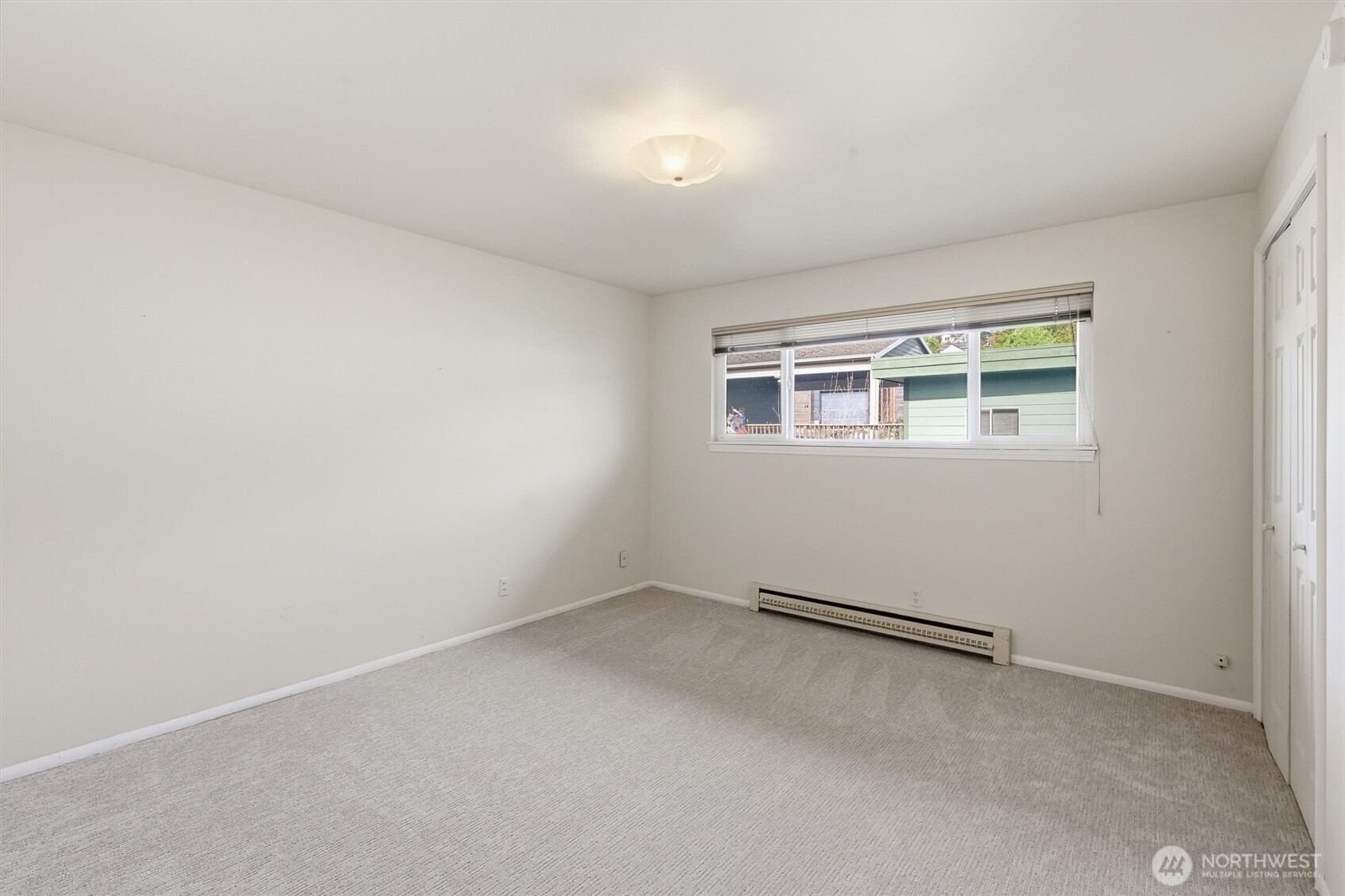 1318 W Barrett Street , Seattle, WA 98119