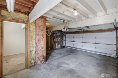 1318 W Barrett Street , Seattle, WA 98119 - Photo 37