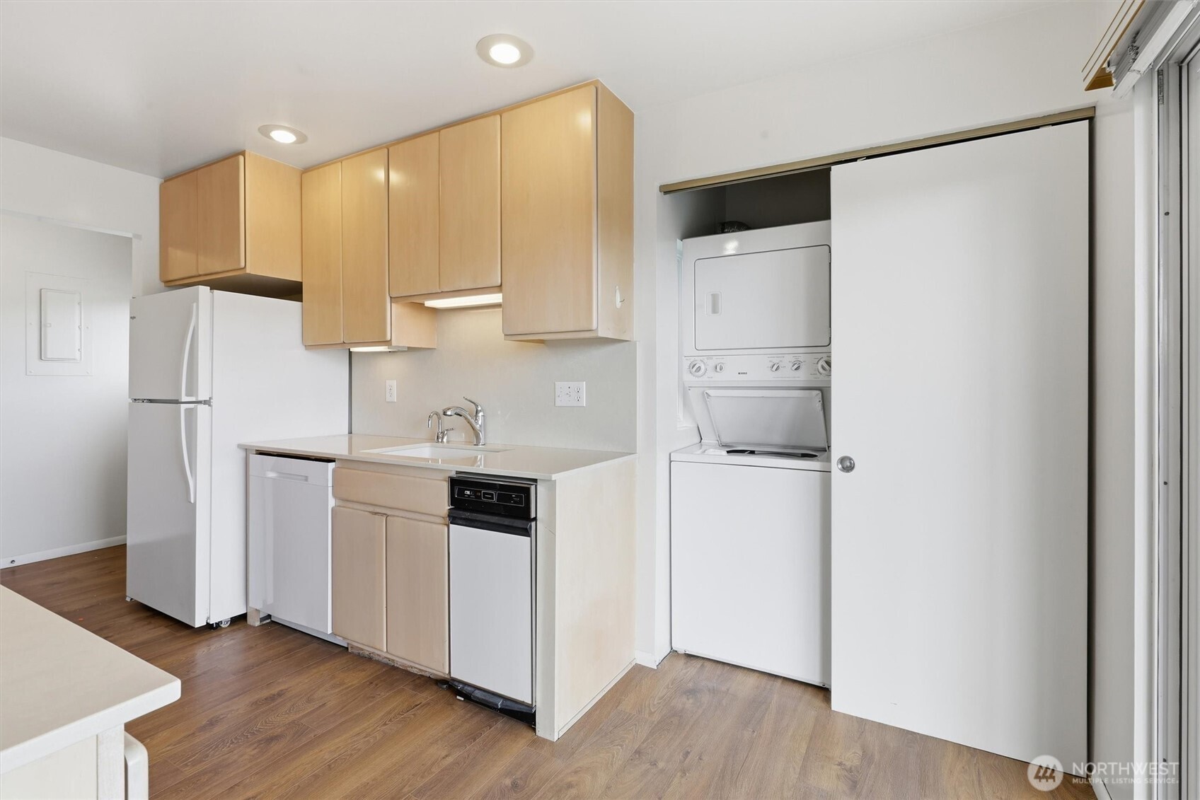 1318 W Barrett Street , Seattle, WA 98119