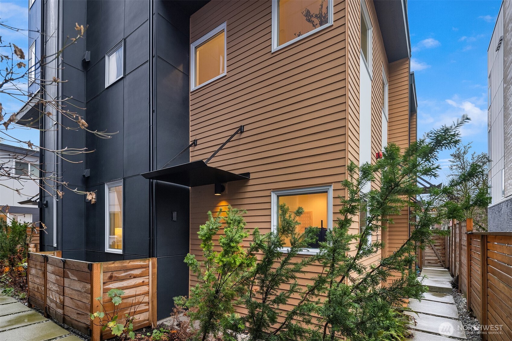 1827 14th Avenue #B, Seattle, WA 98122