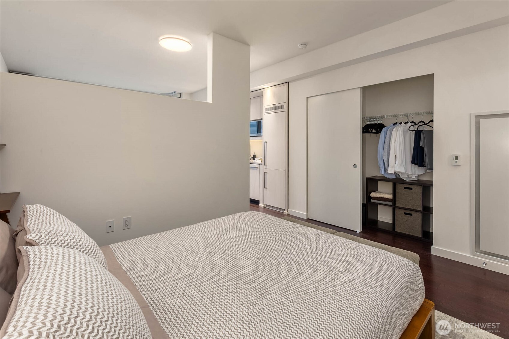 590 1st Avenue S #702, Seattle, WA 98104