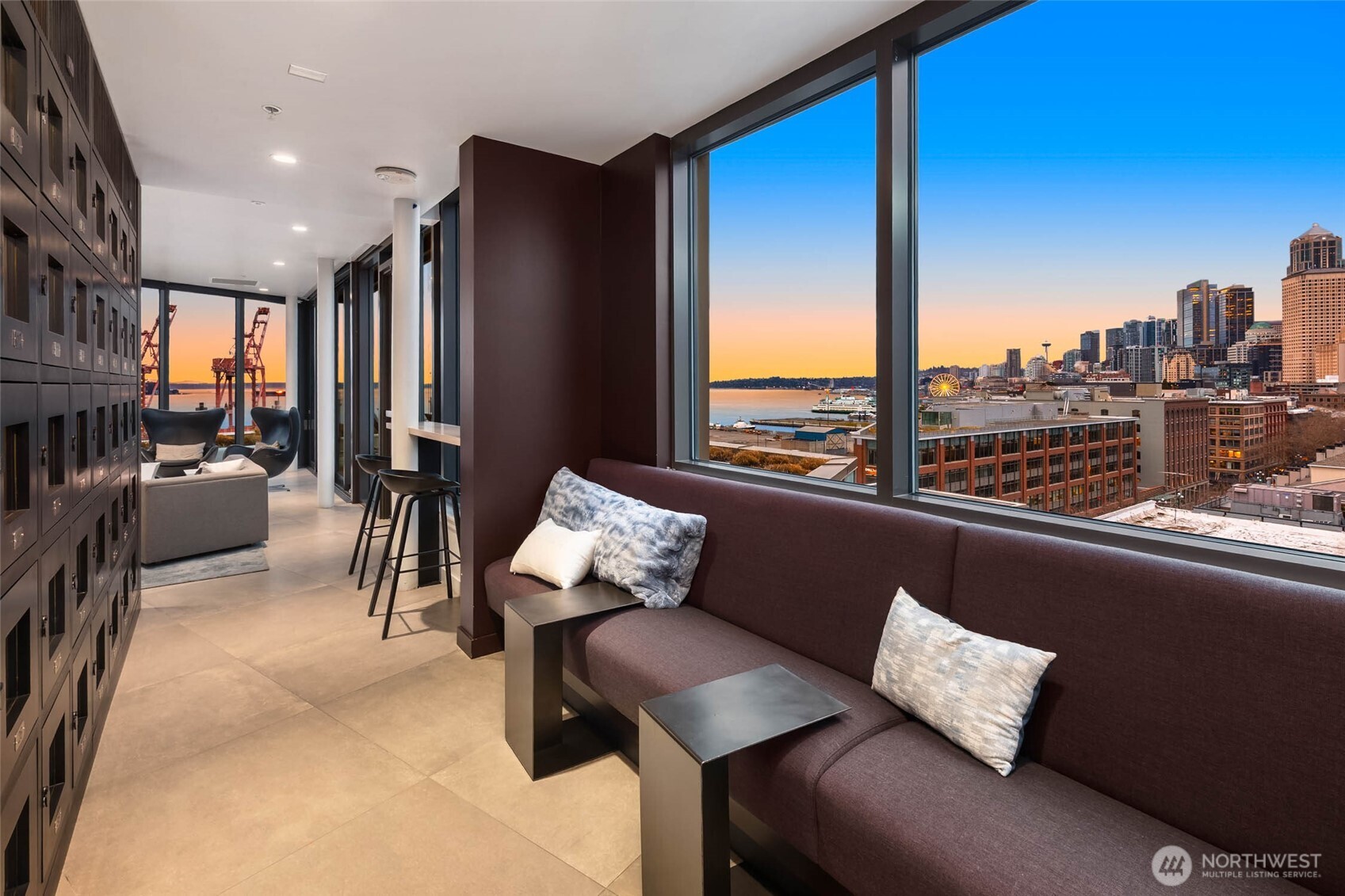 590 1st Avenue S #702, Seattle, WA 98104