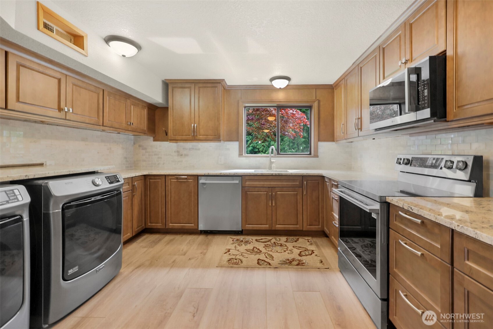 12031 11th Avenue NE, Marysville, WA 98271