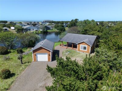 703 353rd Place , Ocean Park, WA 98640