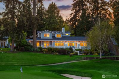 712 Tiffany Meadows Drive NE, Bainbridge Island, WA 98110 - Photo 2