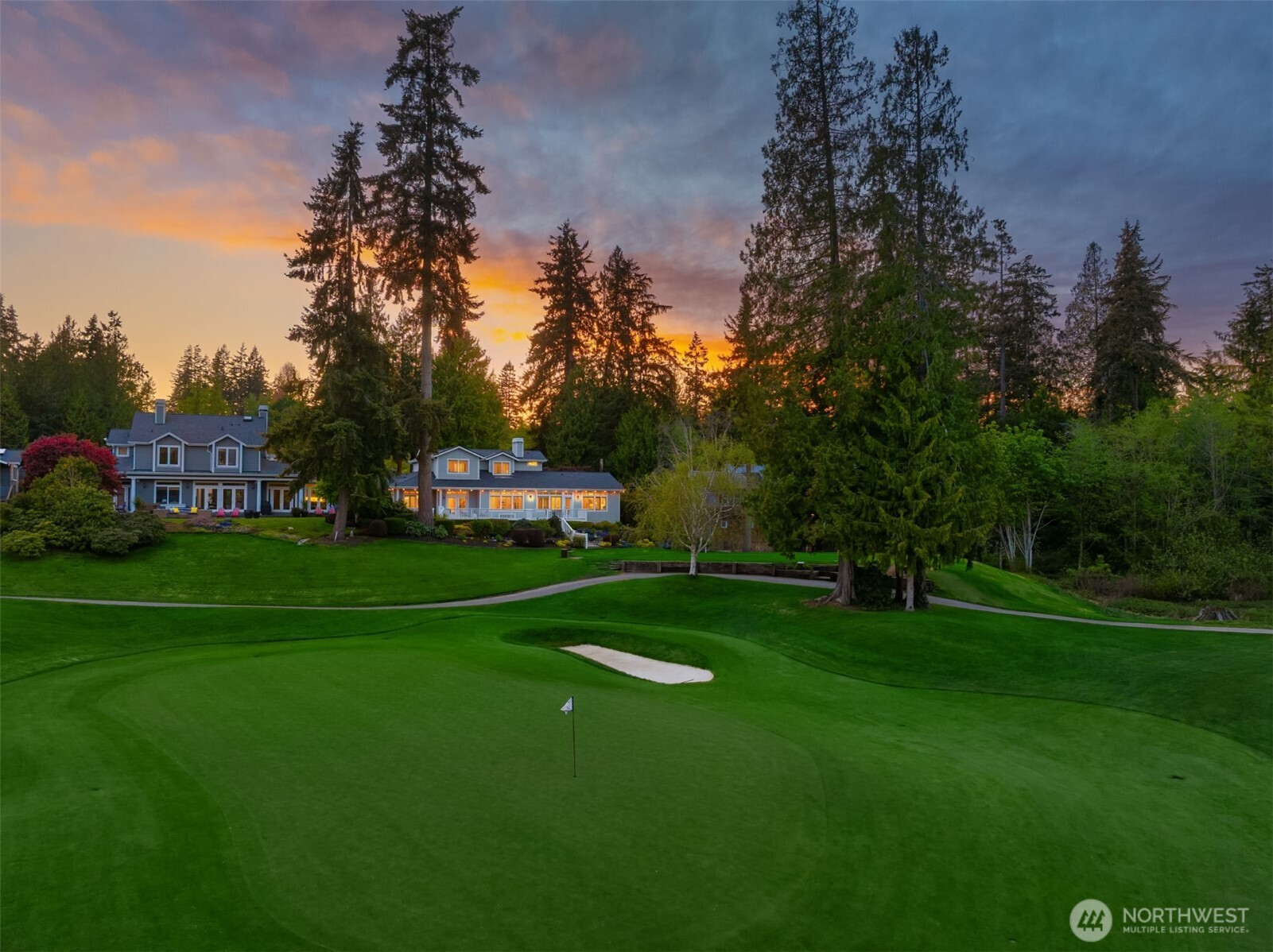 712 Tiffany Meadows Drive NE, Bainbridge Island, WA 98110