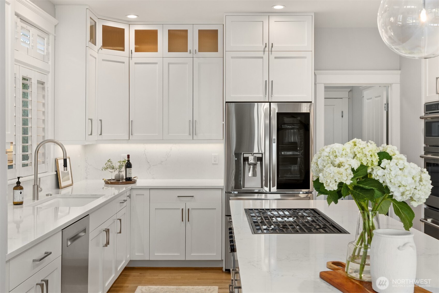 712 Tiffany Meadows Drive NE, Bainbridge Island, WA 98110