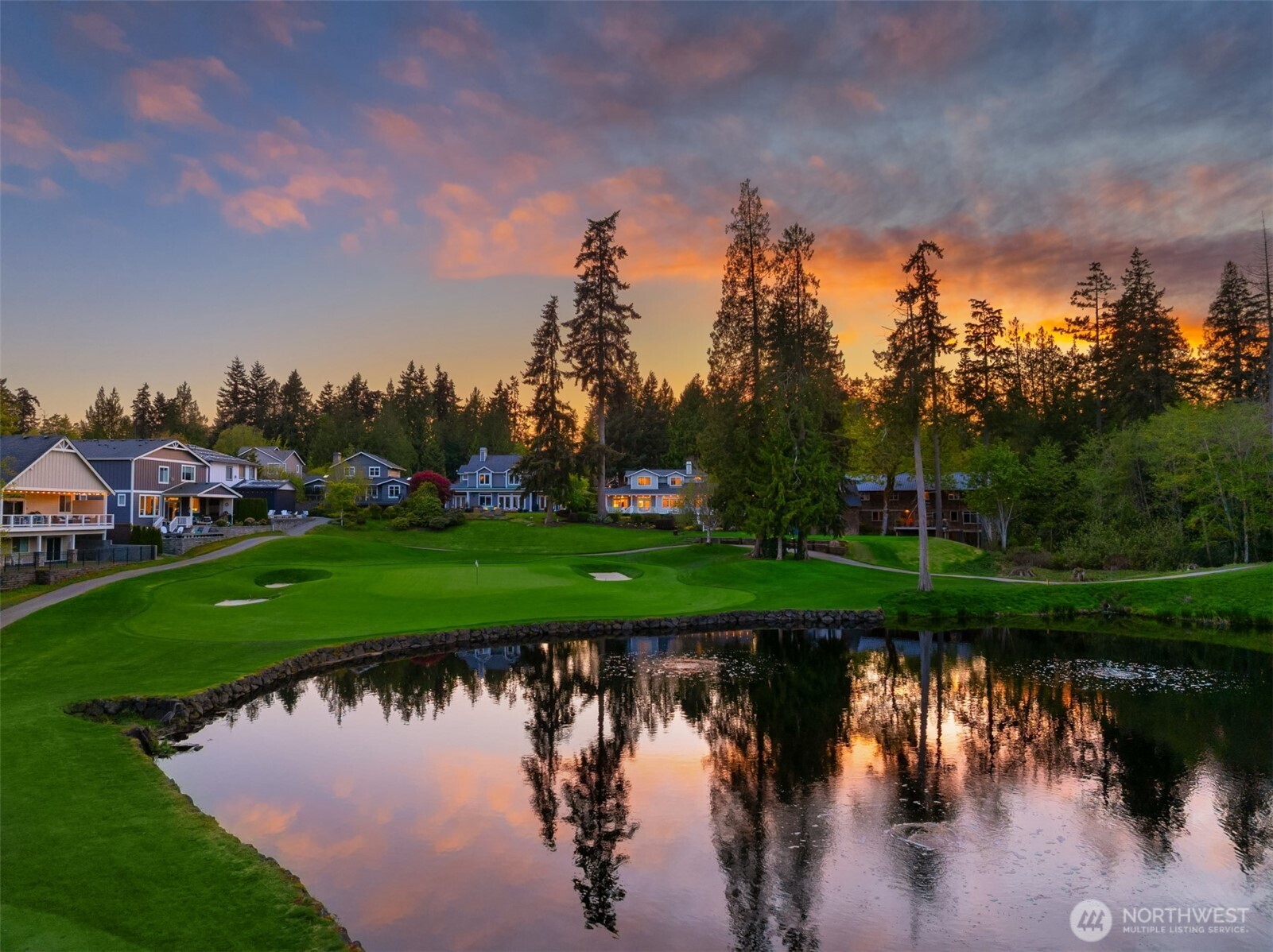 712 Tiffany Meadows Drive NE, Bainbridge Island, WA 98110