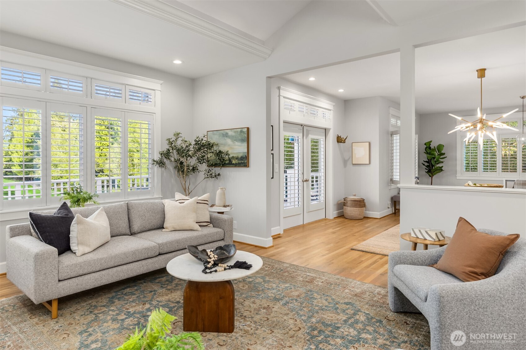 712 Tiffany Meadows Drive NE, Bainbridge Island, WA 98110