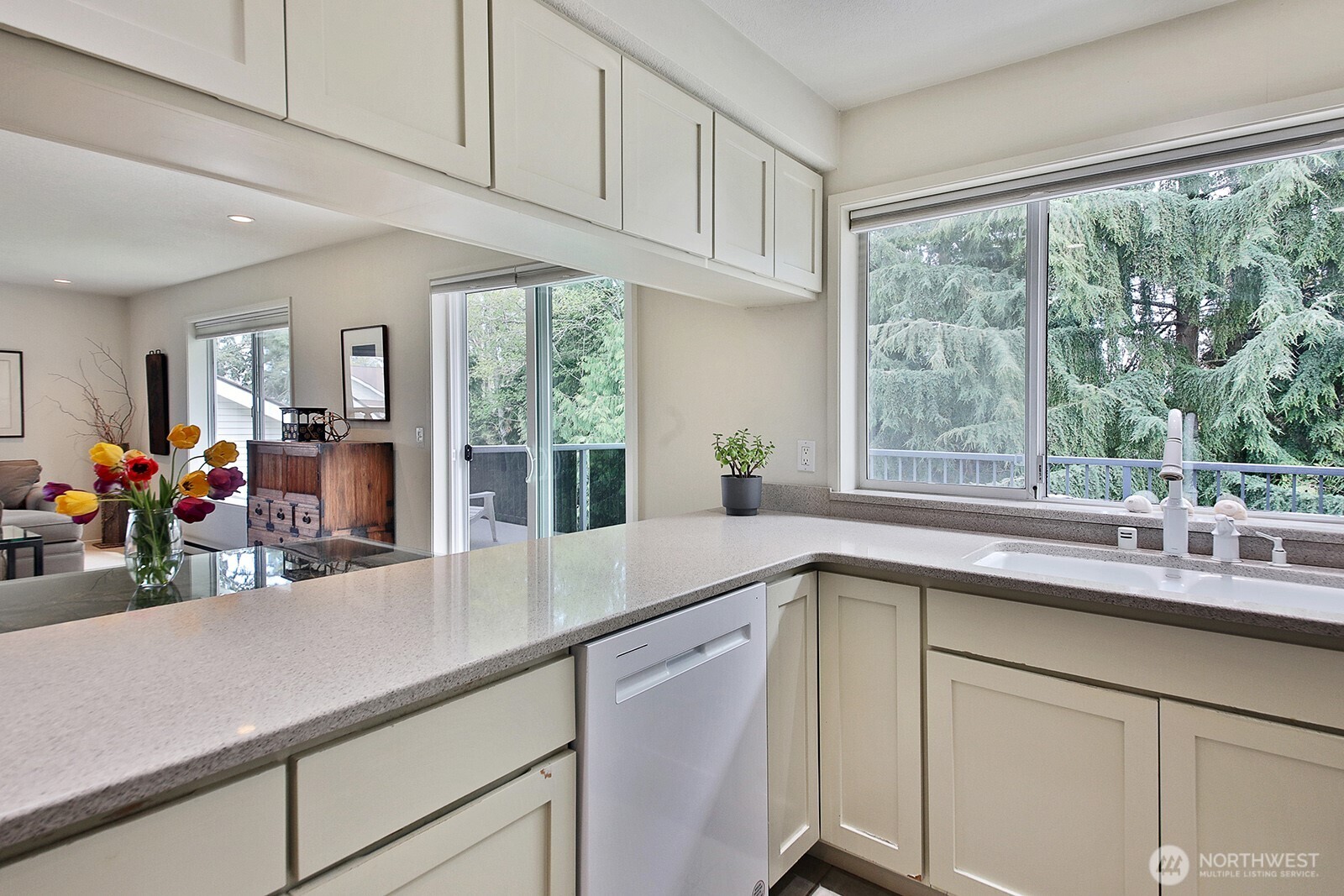 566 Creekside Terrace #201, Langley, WA 98260