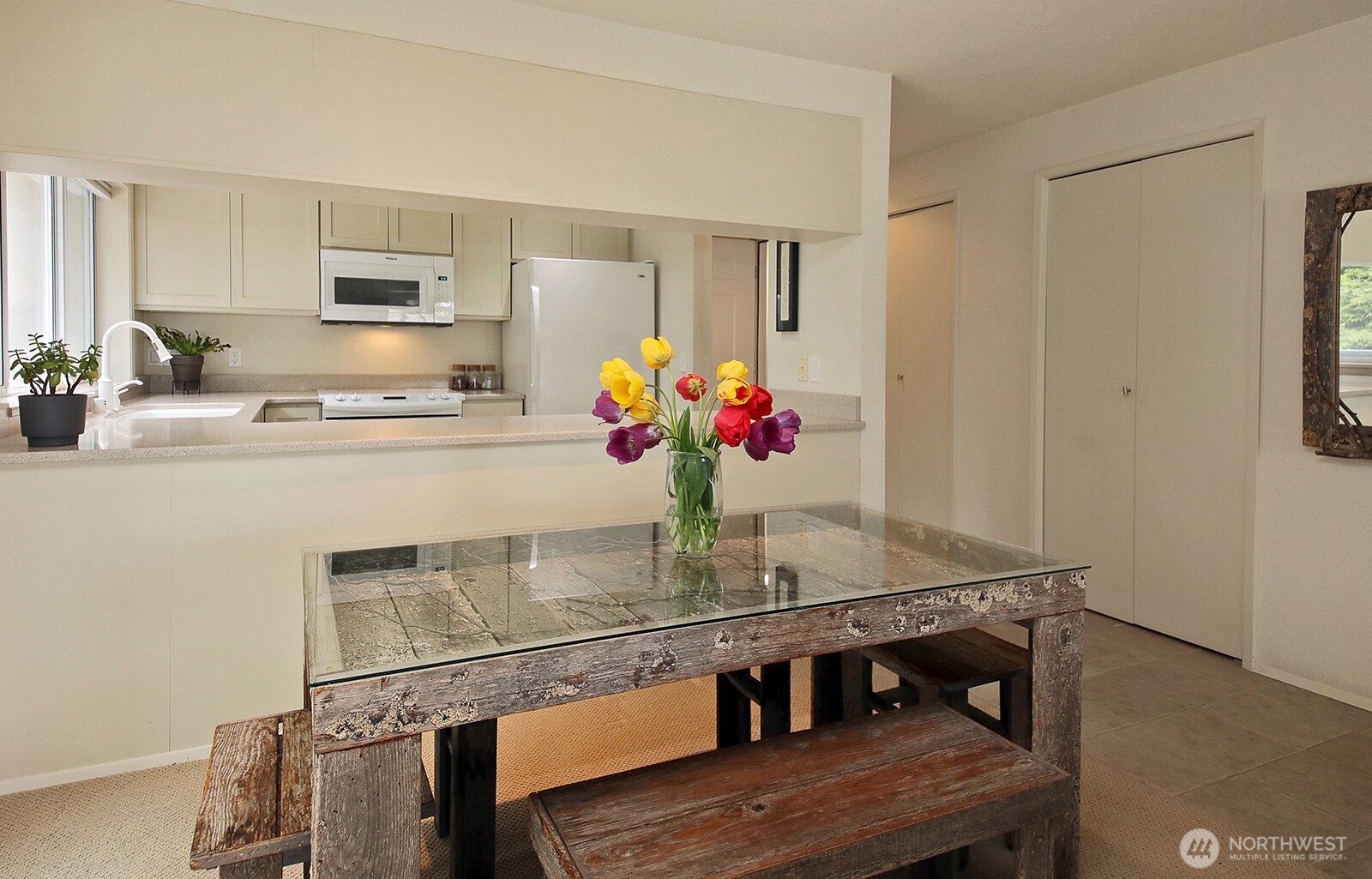 566 Creekside Terrace #201, Langley, WA 98260