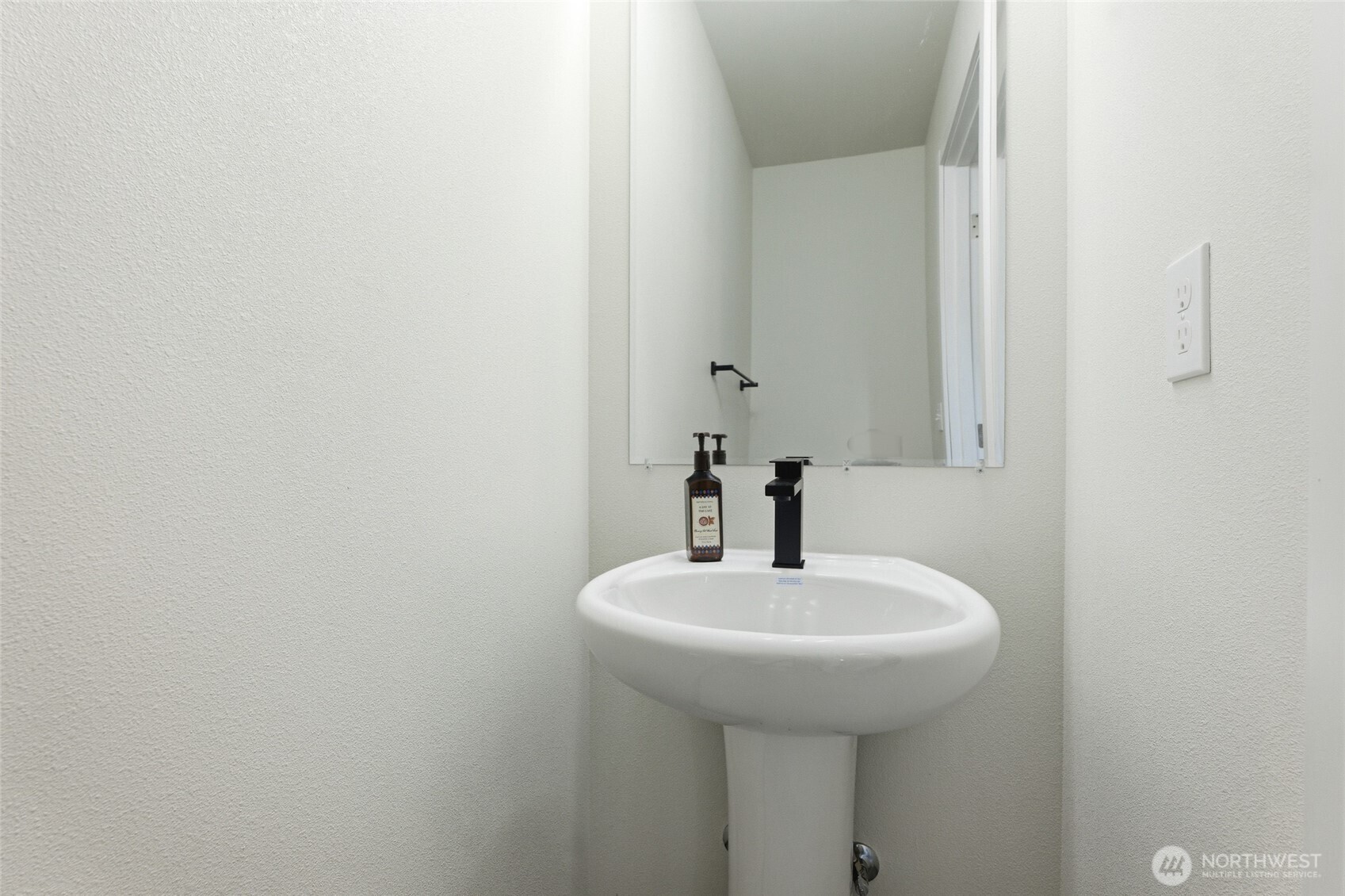 6214 Knoble Road E, Spanaway, WA 98387