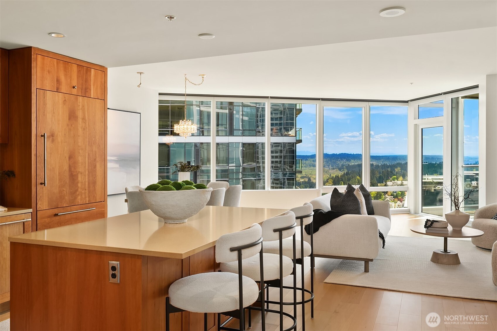 500 106th Avenue NE #3211, Bellevue, WA 98004