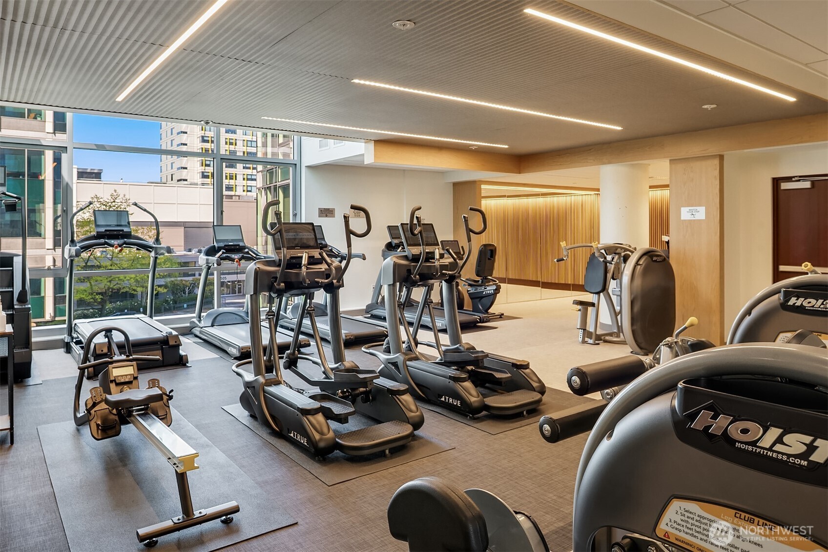 500 106th Avenue NE #3211, Bellevue, WA 98004