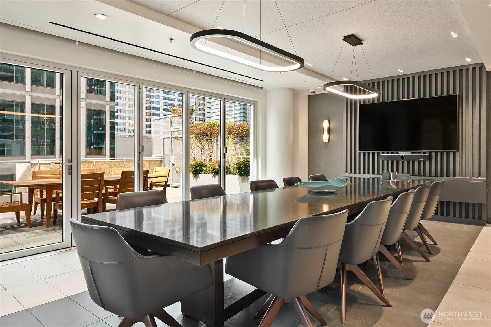 500 106th Avenue NE #3211, Bellevue, WA 98004
