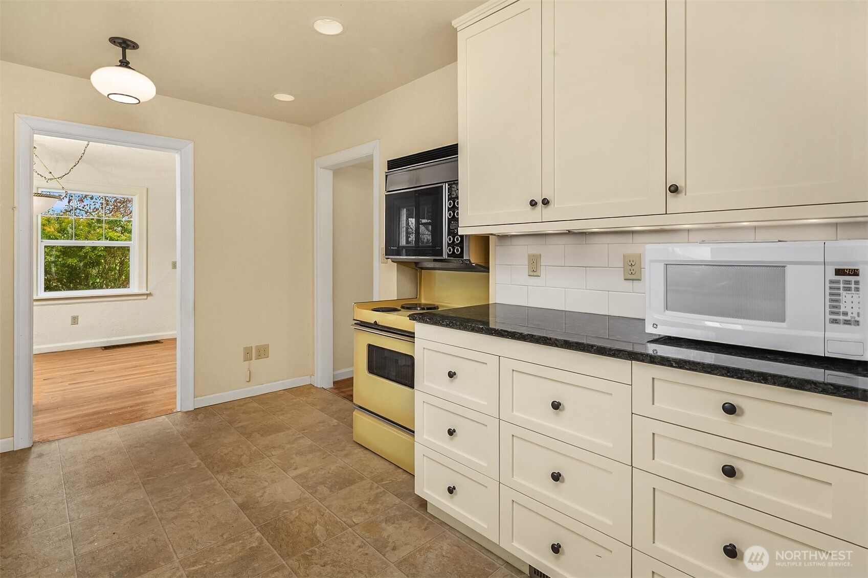 17289 Dunbar Road , Mount Vernon, WA 98273