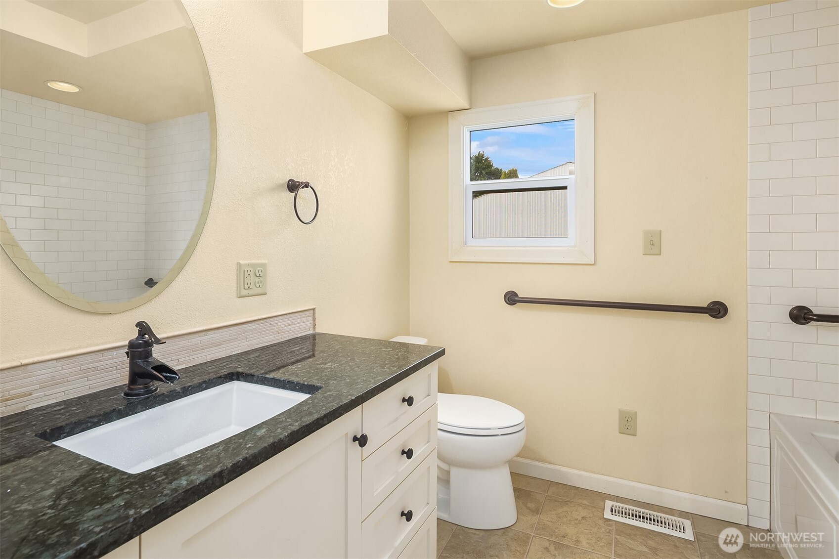 17289 Dunbar Road , Mount Vernon, WA 98273