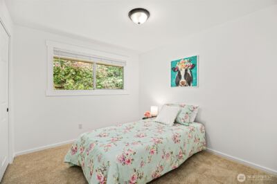 10758 Ashworth Avenue N, Seattle, WA 98133 - Photo 23