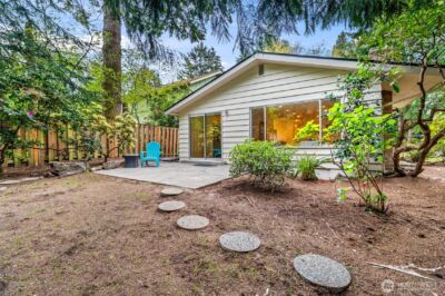 10758 Ashworth Avenue N, Seattle, WA 98133 - Photo 28