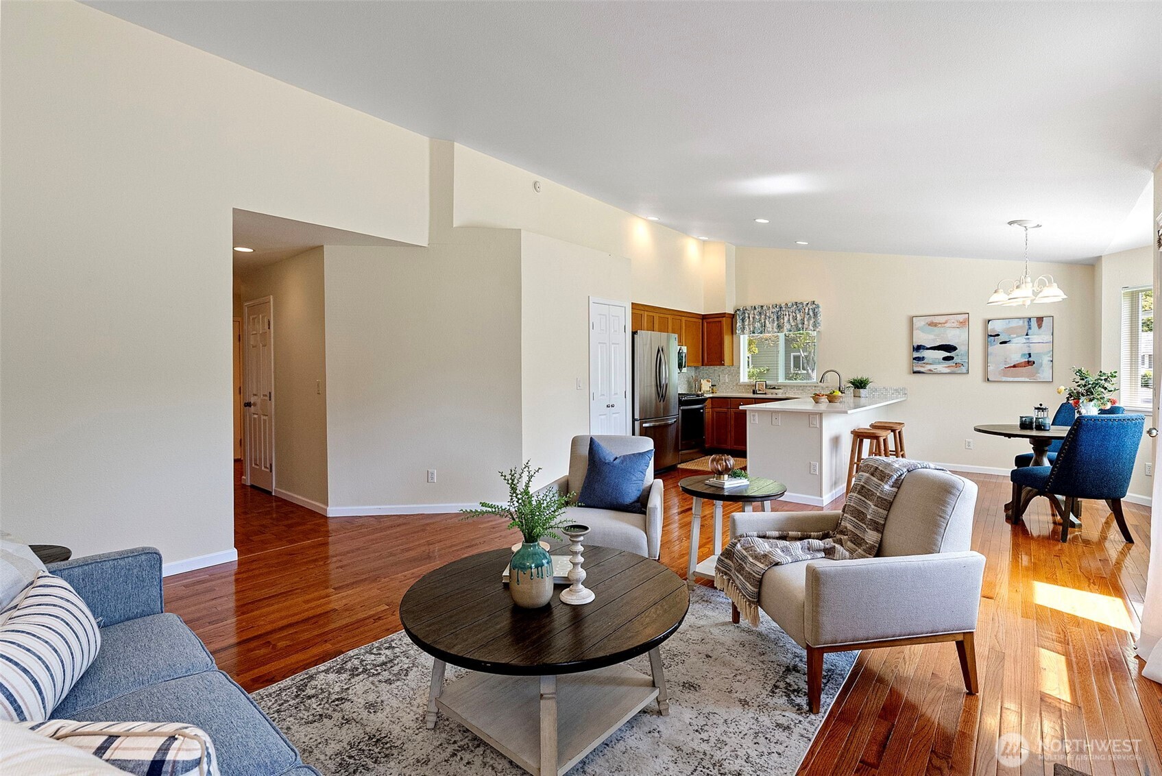 902 NW Leisure Lane , Bremerton, WA 98311