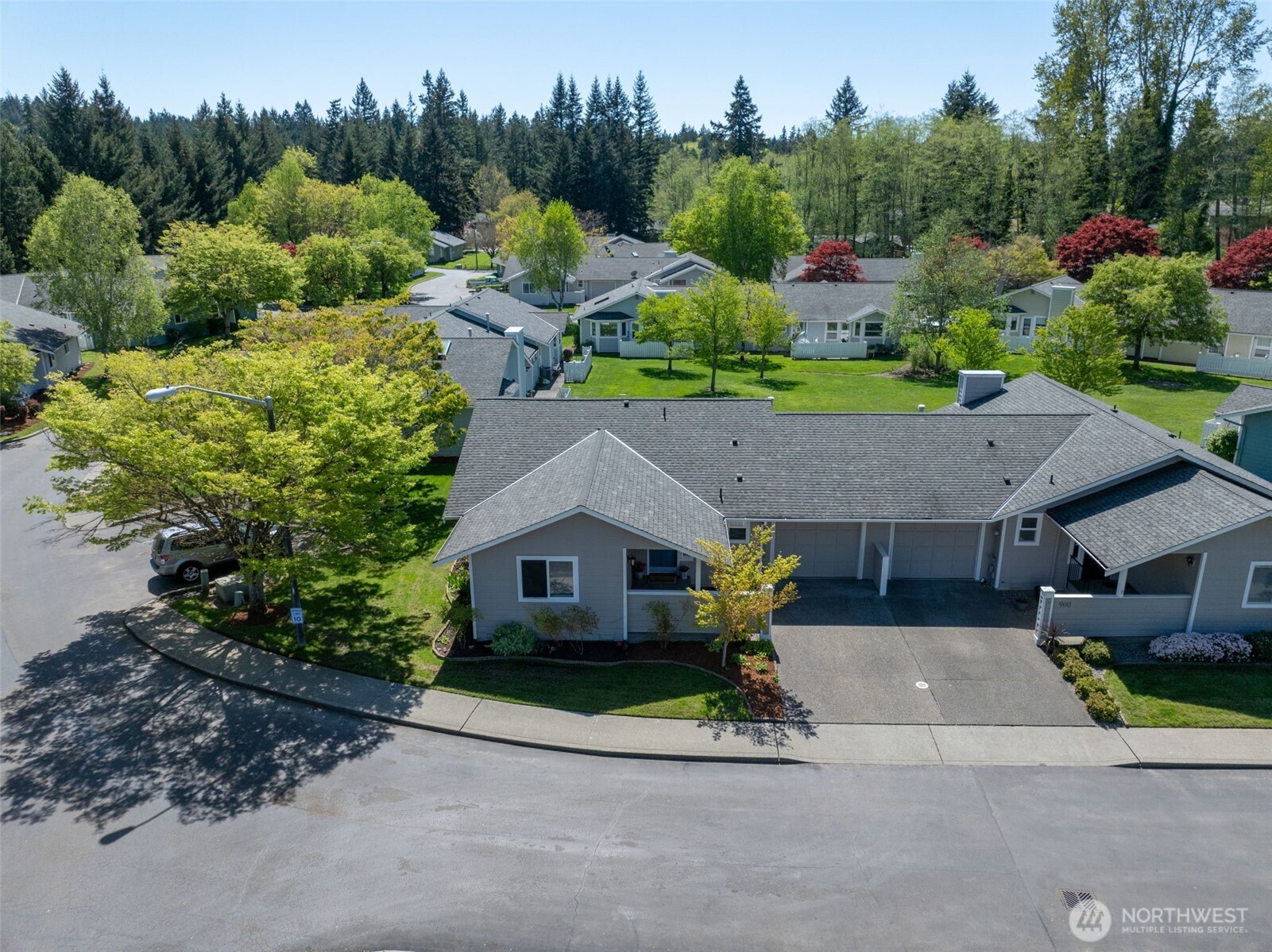 902 NW Leisure Lane , Bremerton, WA 98311