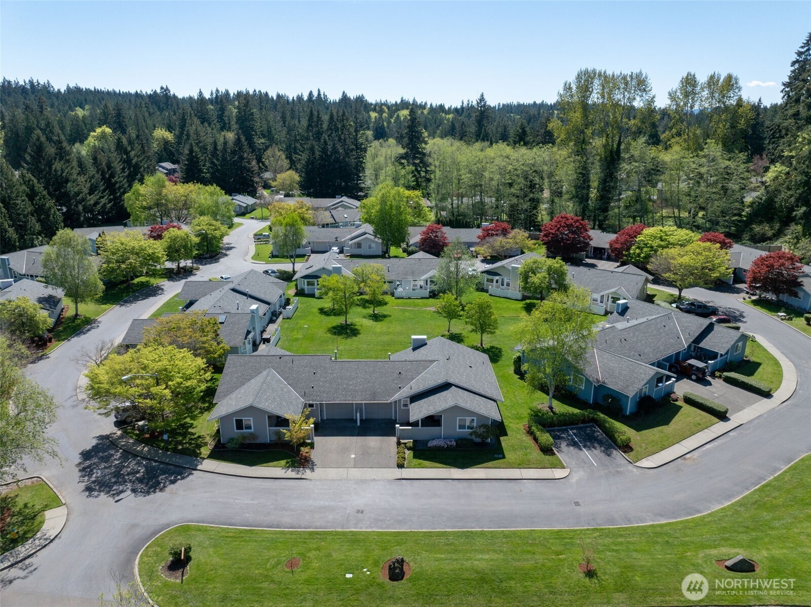 902 NW Leisure Lane , Bremerton, WA 98311
