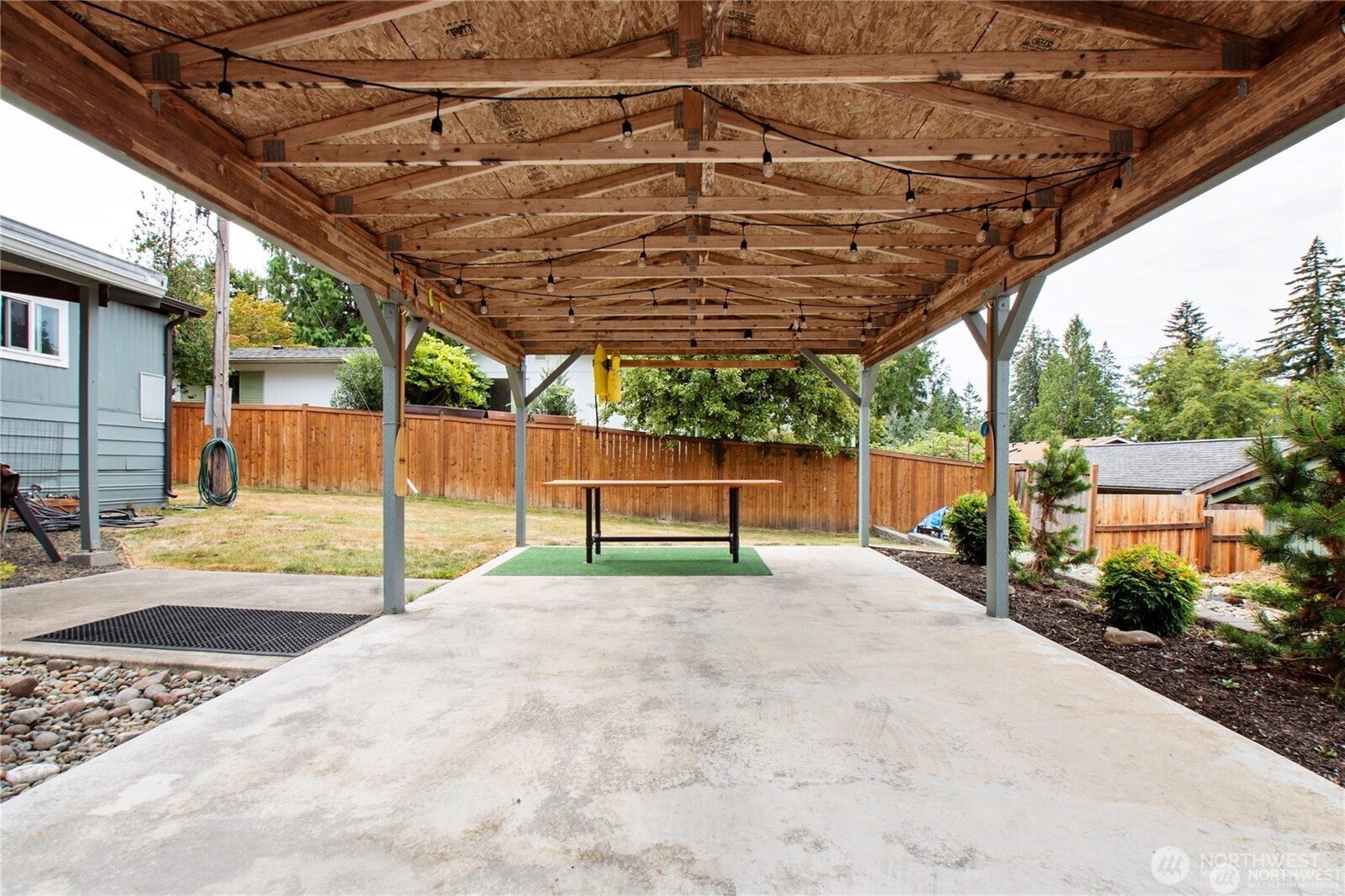 10029 Whitecap Drive NE, Olympia, WA 98502