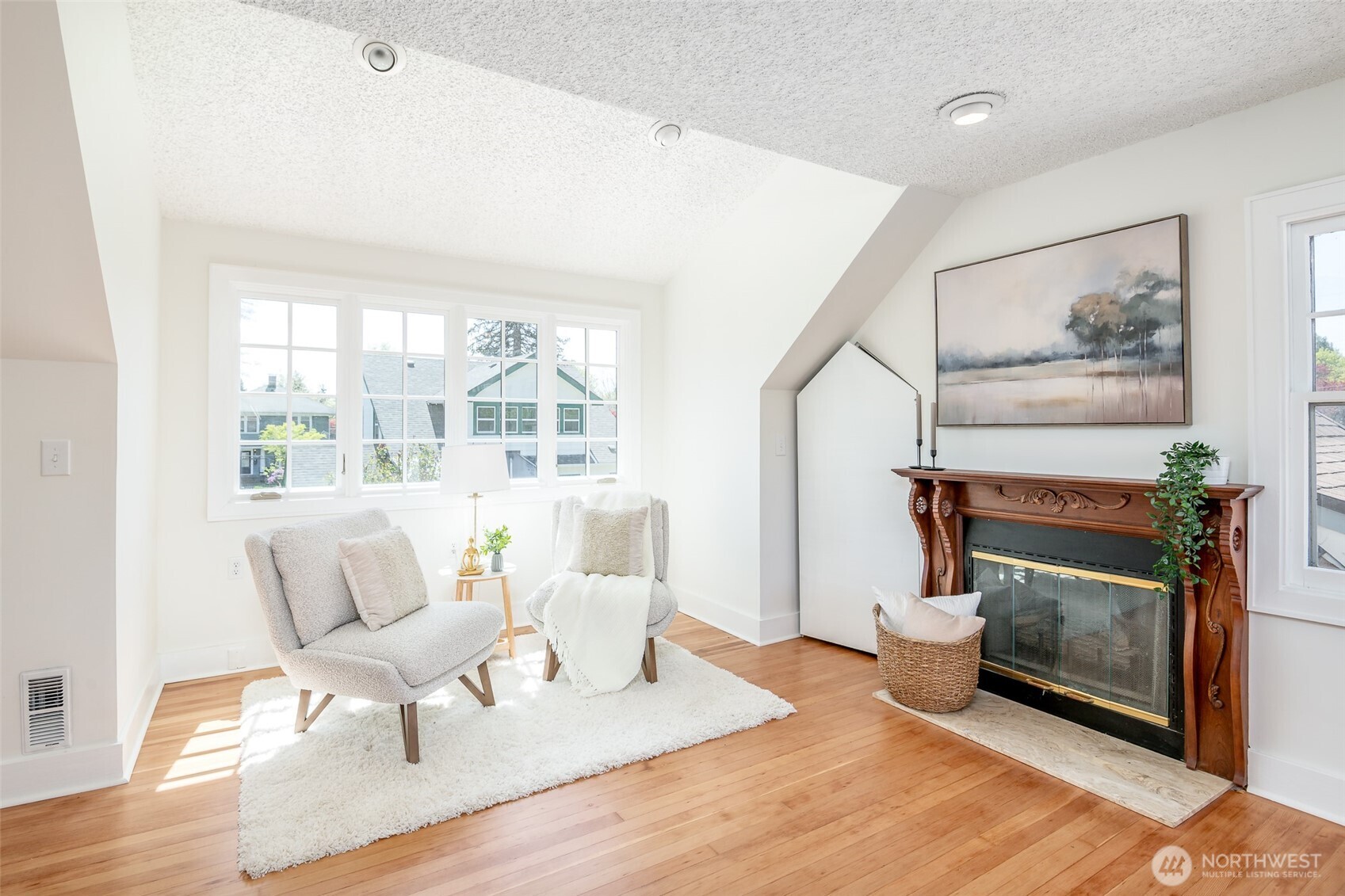3025 Maringo Road SE, Olympia, WA 98501