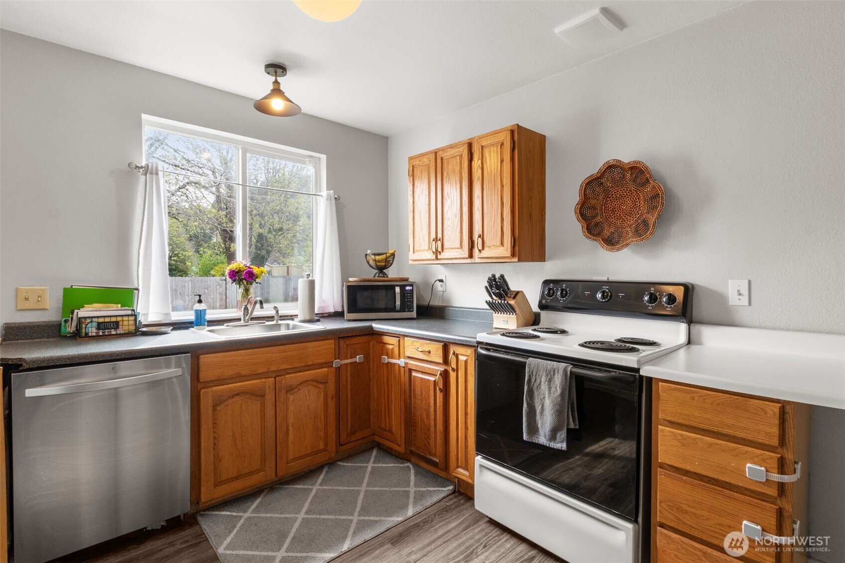 320 E Main Street , Centralia, WA 98531