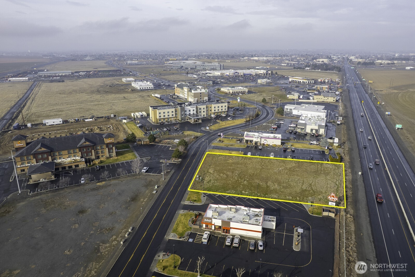 2421 S Maiers Rd , Moses Lake, WA 98837-9504