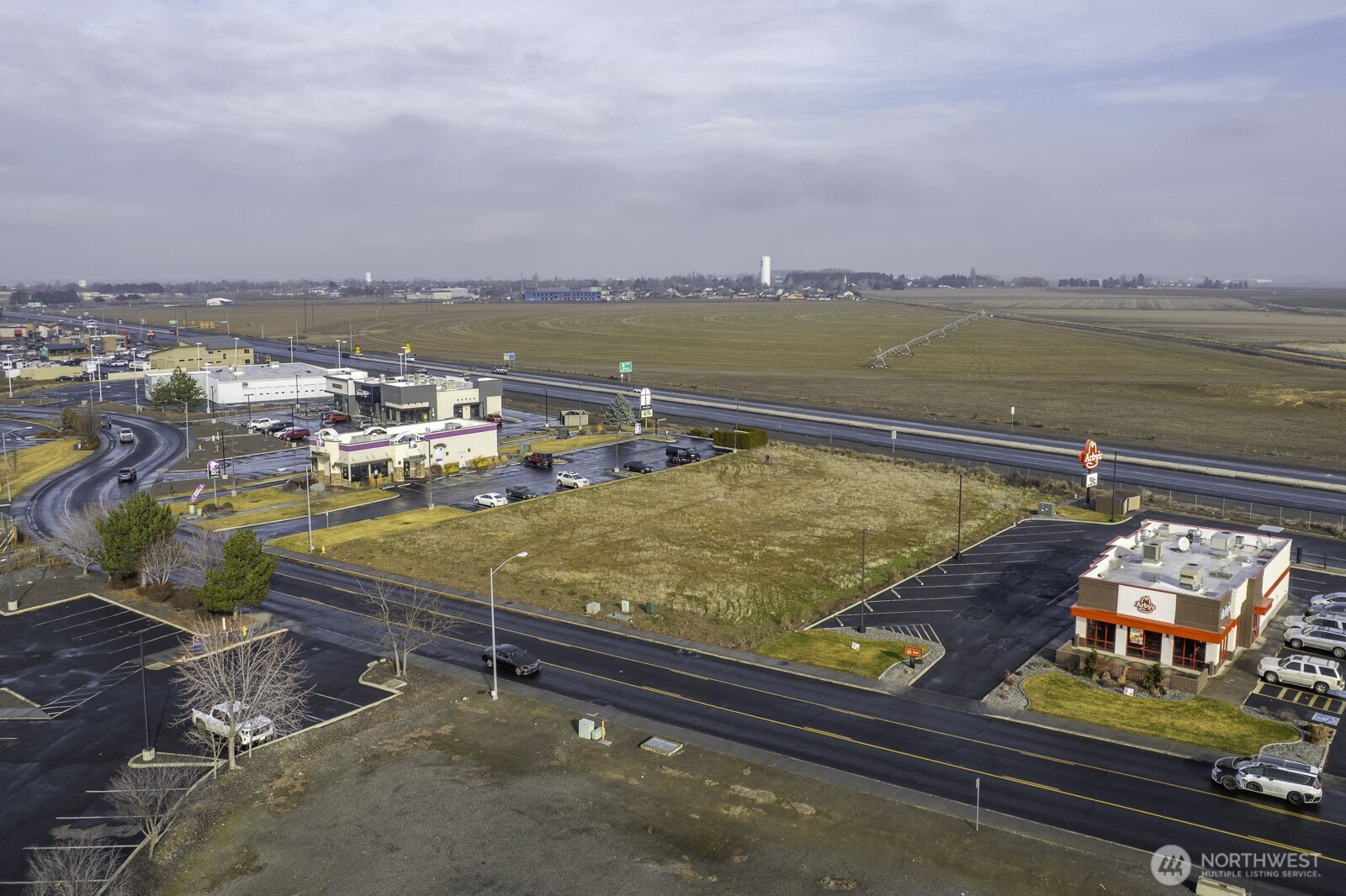 2421 S Maiers Rd , Moses Lake, WA 98837-9504