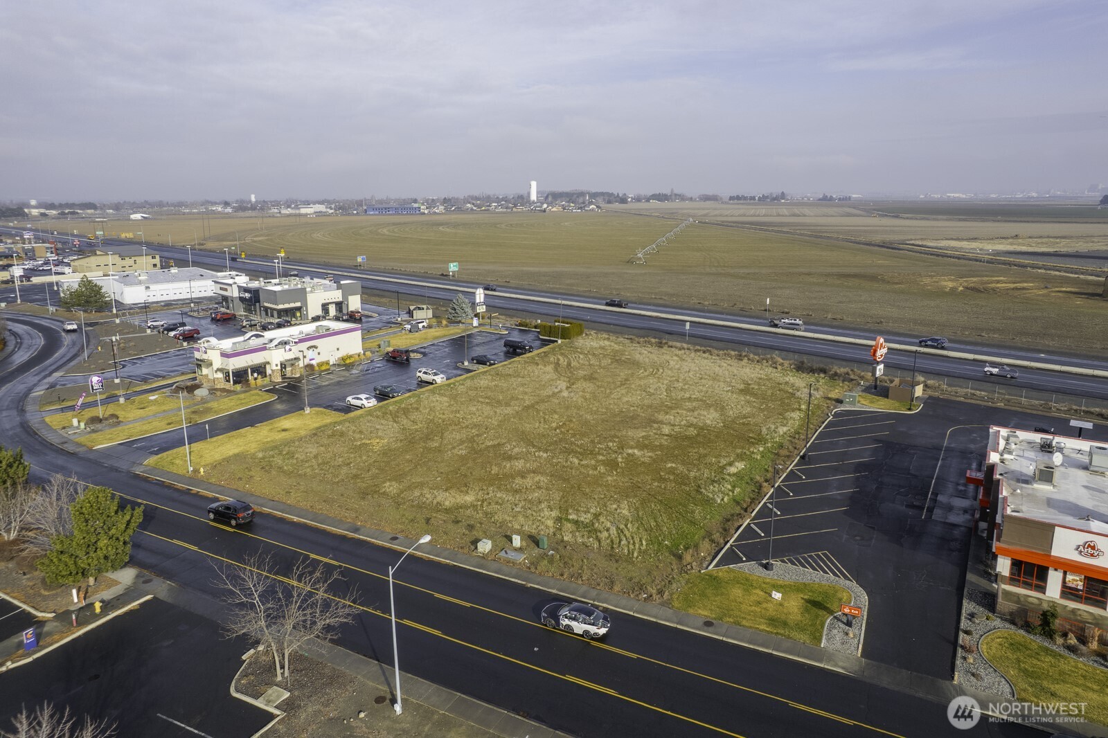 2421 S Maiers Rd , Moses Lake, WA 98837-9504