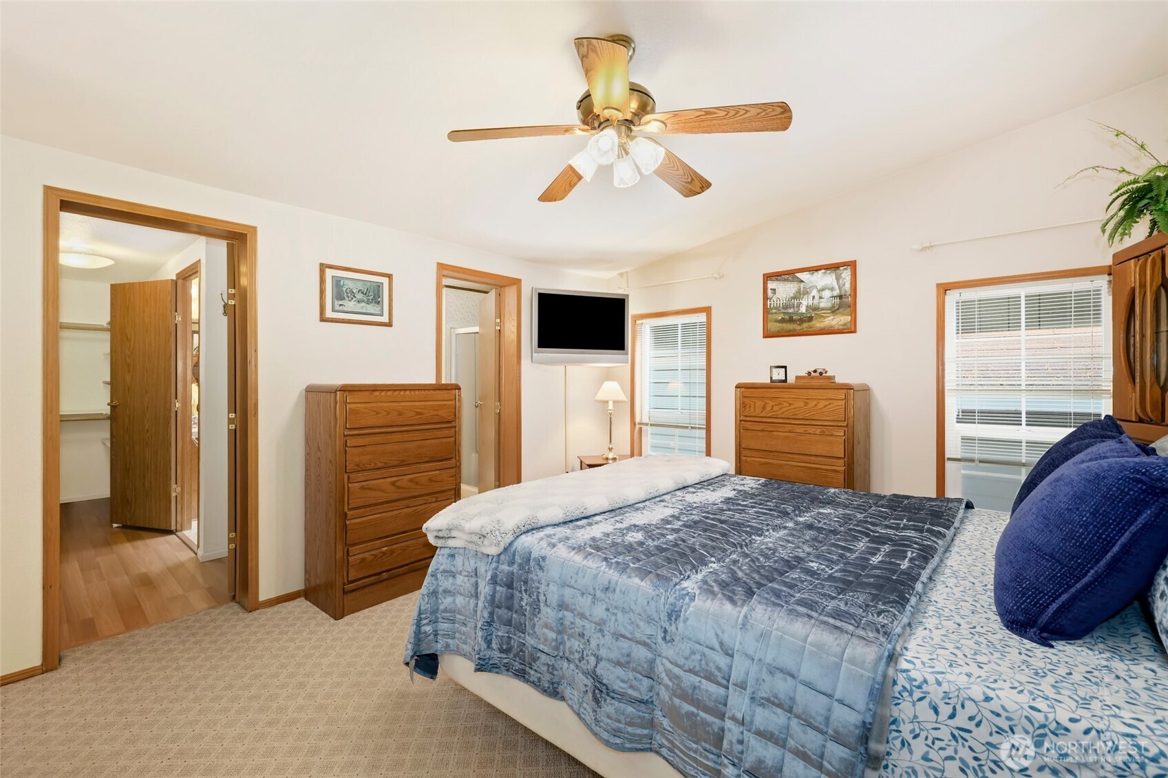 11116 Matthews Way , Anderson Island, WA 98303