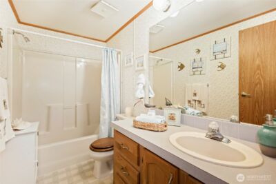 11116 Matthews Way , Anderson Island, WA 98303 - Photo 18