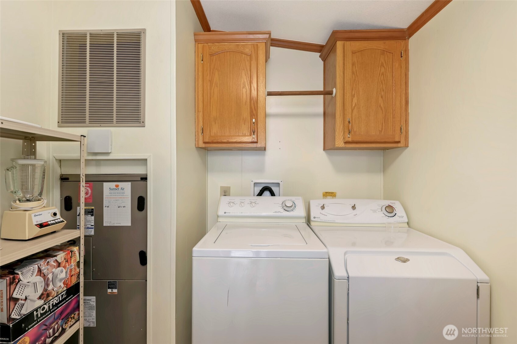 11116 Matthews Way , Anderson Island, WA 98303