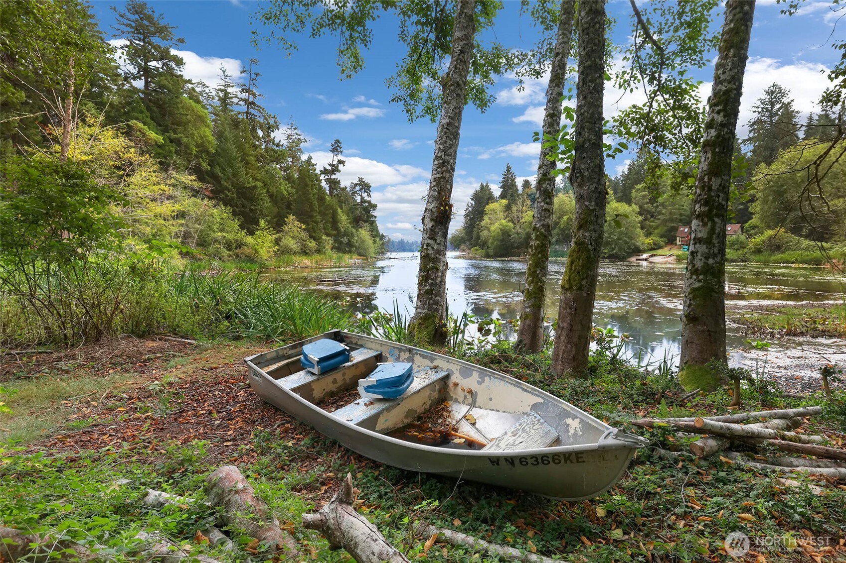 11116 Matthews Way , Anderson Island, WA 98303