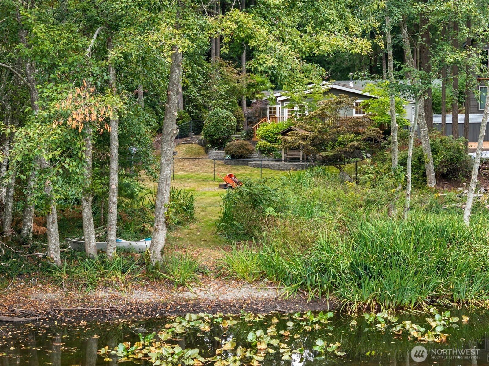 11116 Matthews Way , Anderson Island, WA 98303