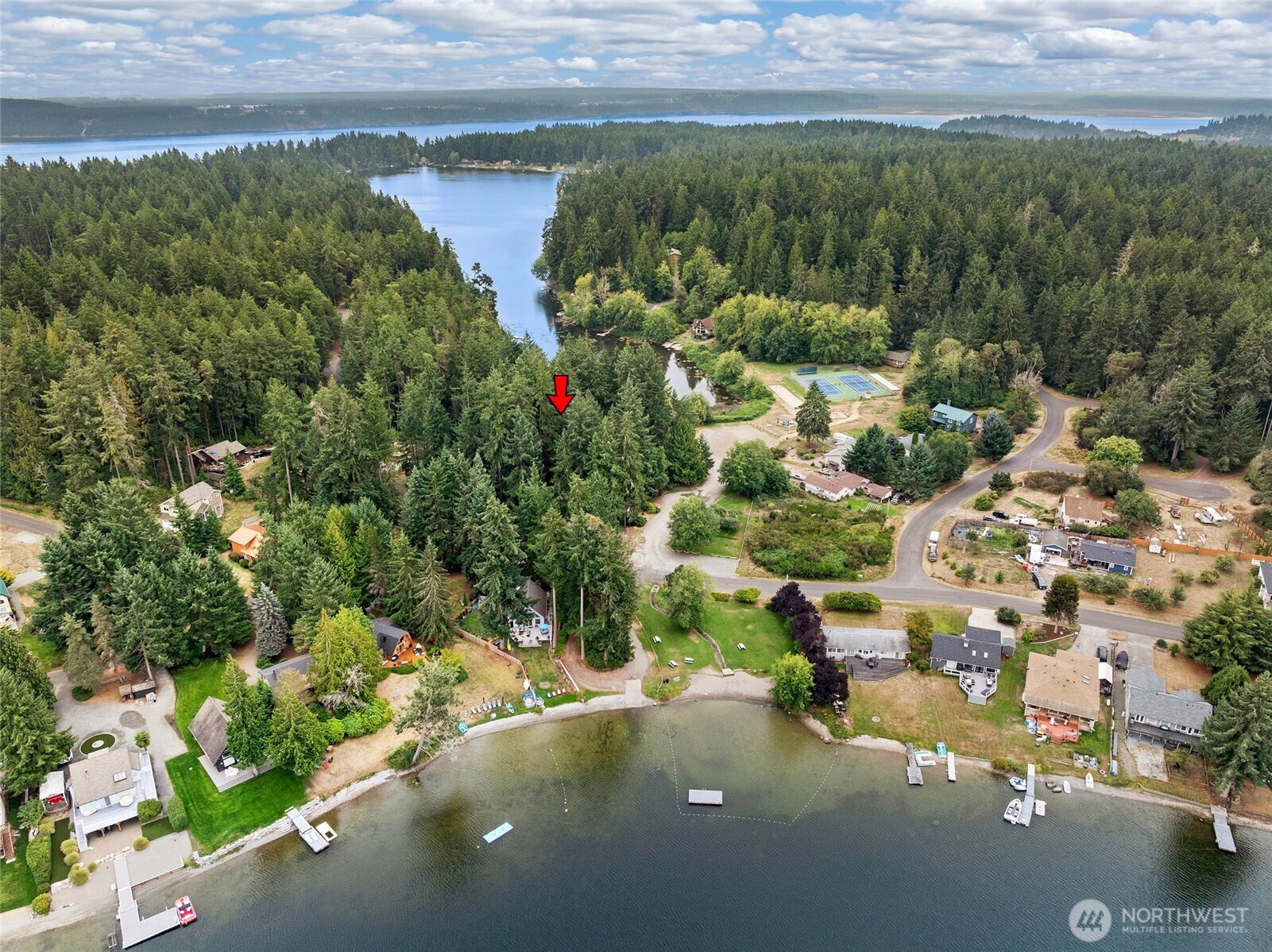 11116 Matthews Way , Anderson Island, WA 98303