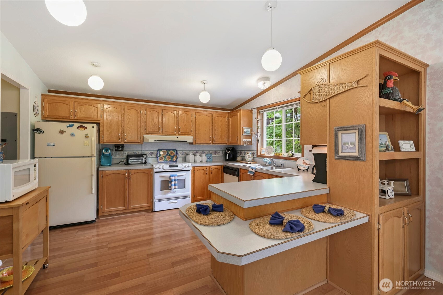 11116 Matthews Way , Anderson Island, WA 98303