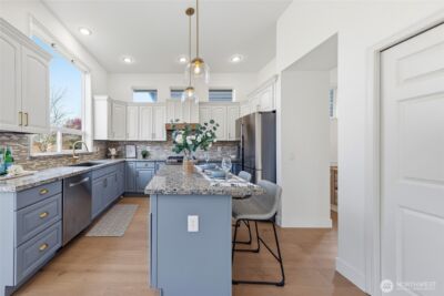 536 237th Avenue SE, Sammamish, WA 98074 - Photo 11