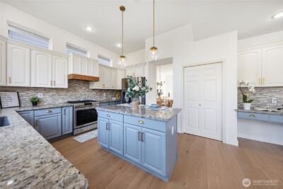 536 237th Avenue SE, Sammamish, WA 98074 - Photo 13